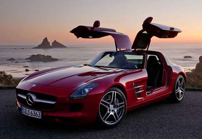 Mercedes-Benz SLS AMG – гордость и лицо компании