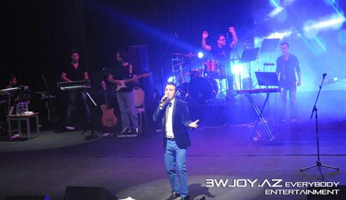 Mustafa Ceceli Bakıda konsert verdi Mustafa Ceceli Bakıda konsert verdi