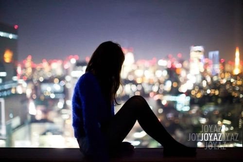 Sadəcə xəyal qırıqlığısan... Sadəcə xəyal qırıqlığısan...