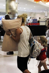 Britney Spears At Louis Armstrong Airport In New Orleans, June 2 2013 h1duj2n0hj