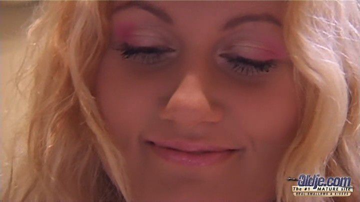 http://i1.imageban.ru/out/2010/09/09/7ce9366c846aec741148f97edeb00a05.jpg