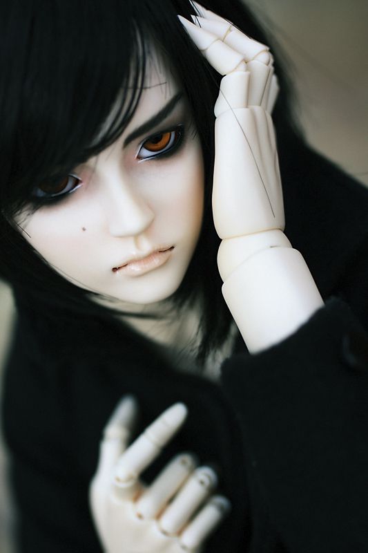 mathieu_3_by_chibi_lilie-d395cp9.jpg
