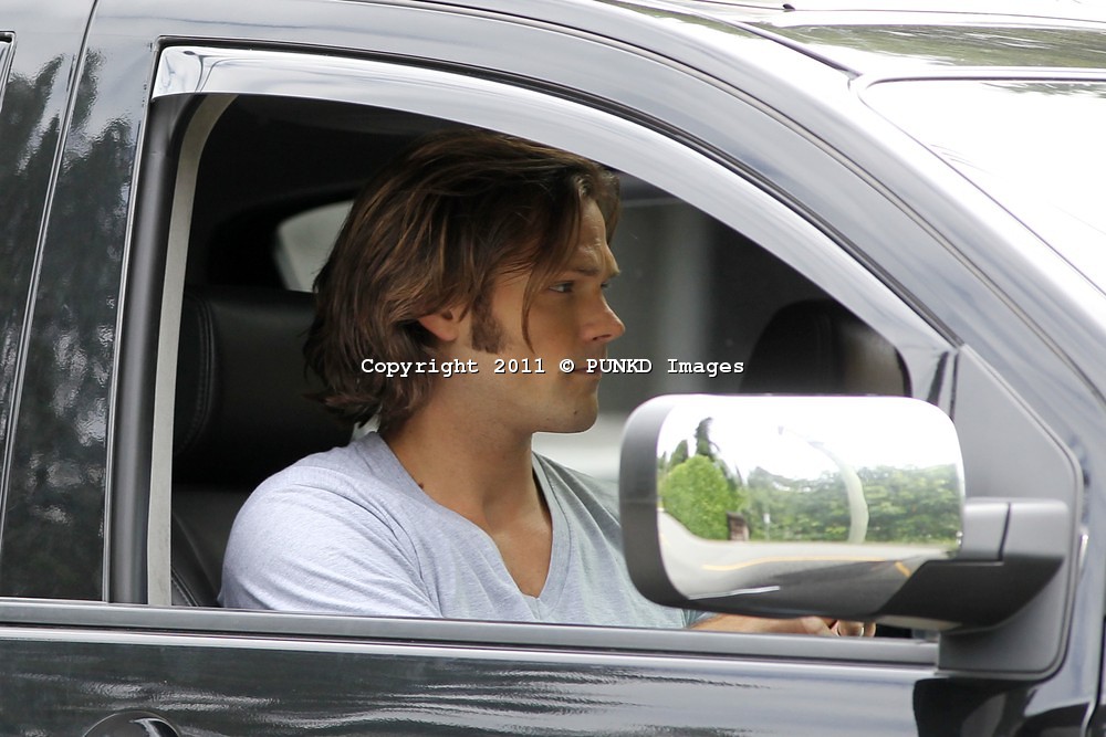 110712PI1-SUPERNATURAL-SEASON7-16 (1).jpg