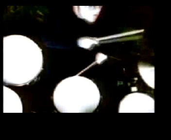 no_love_lost.mov_20111212_161323.227.png