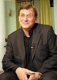 Евгений Карельских