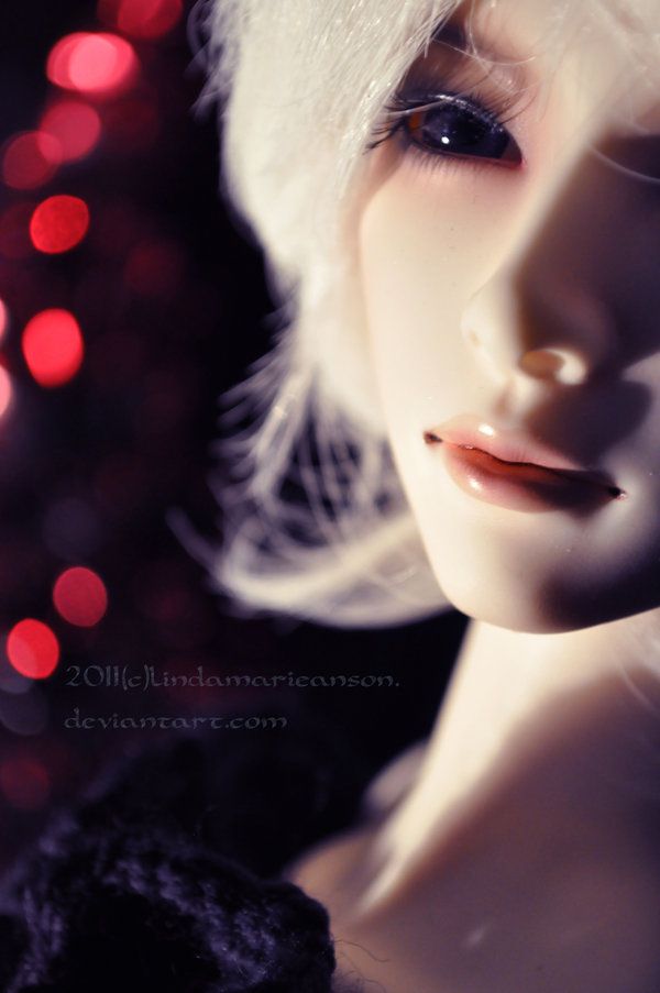 red_lights_flicker_by_lindamarieanson-d3adf95.jpg