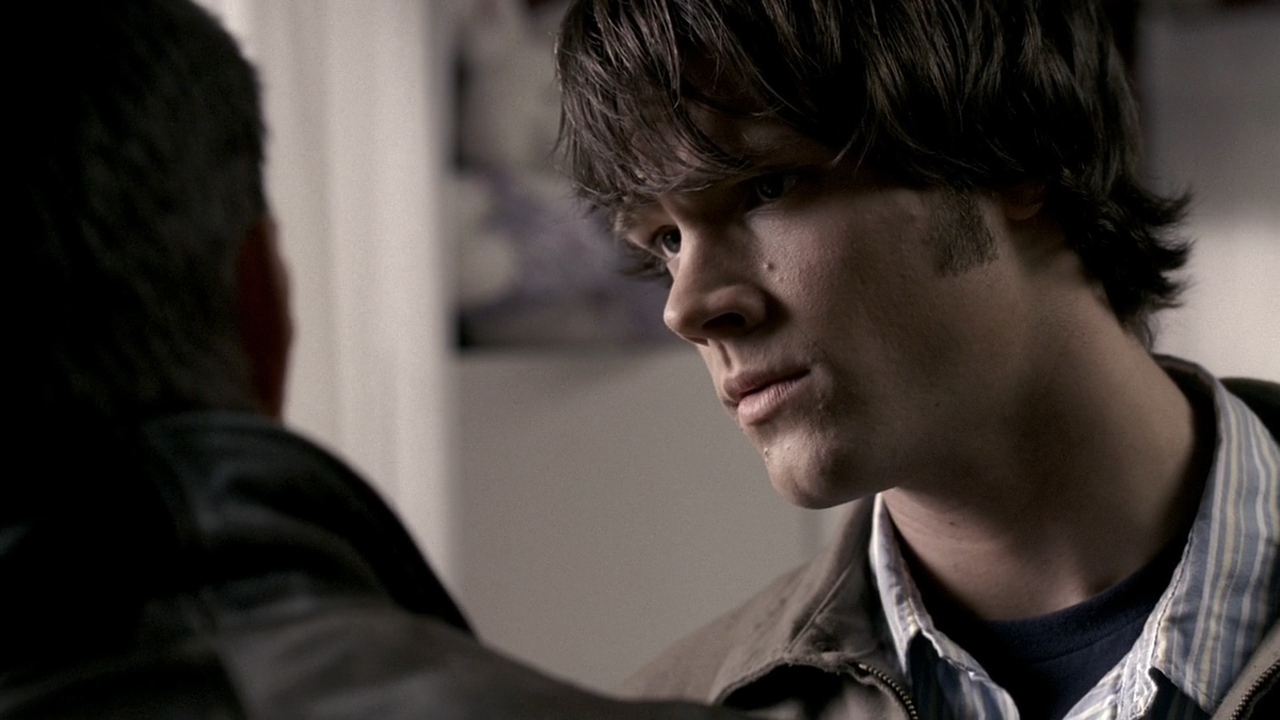 Something 18. Кэмерон диаз 1998. Something 18. Supernatural 1х18 something wicked. Supernatural 1х18 something wicked сэмулет.