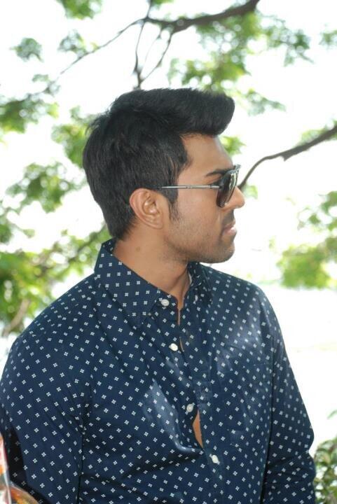 BEq9jdJCAAAd9Gn.jpg large.jpeg