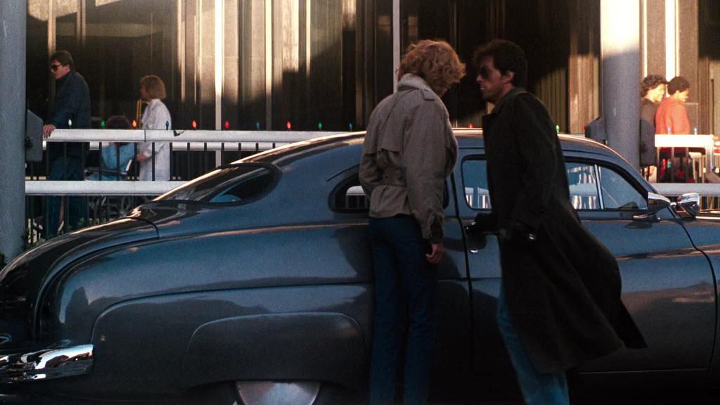 Кобра.1986. (С.Сталлоне)1.mkv_snapshot_00.45.05_[2013.04.29_18.26.58].jpg