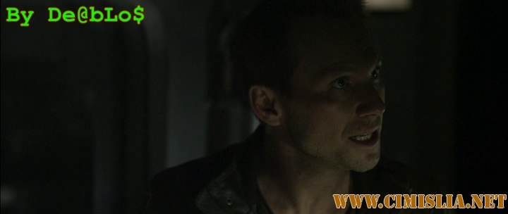 В плену у космоса / Stranded (2013)