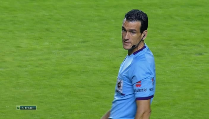 Чемпионат Испании 2013-2014  12-й тур  Севилья – Сельта  НТВ+.avi_20131103_205604.757.jpg