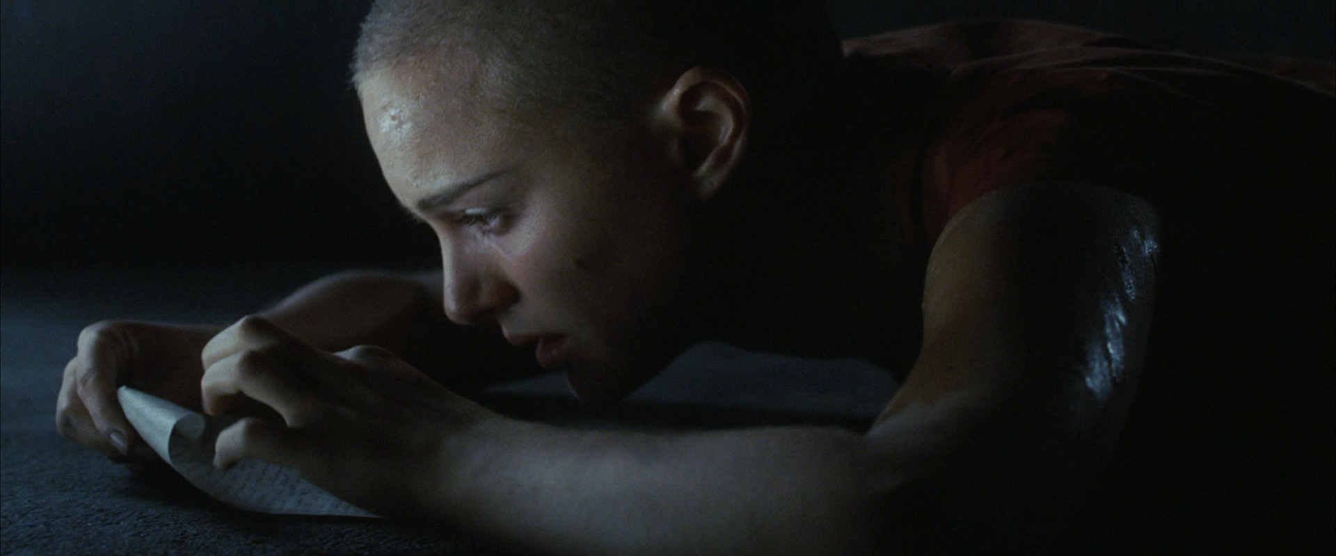 V.for.Vendetta.2005.1080p.BluRay.RusEngDTS.HDCLUB.mkv_snapshot_01.15.11_[2013.11.11_01.41.51].png