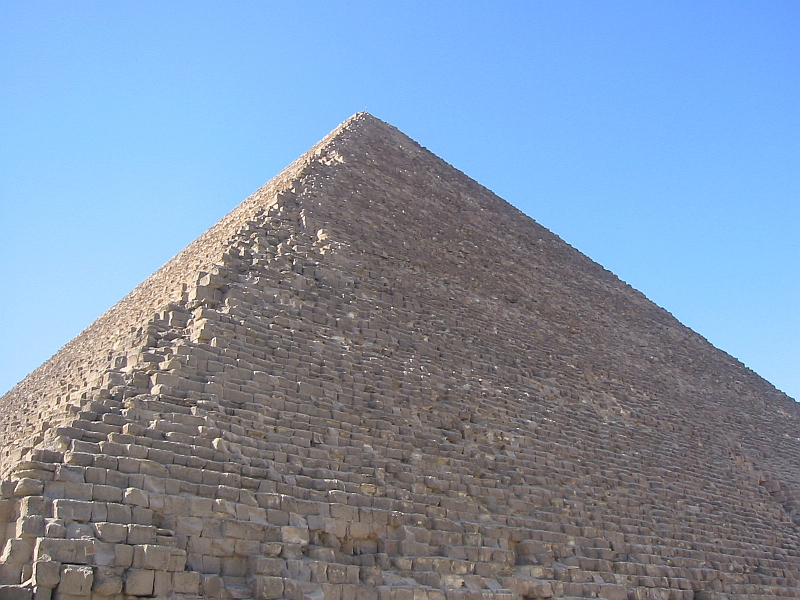 The_Great_Pyramid_by_Kampfhamsternine.jpg