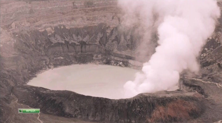 FIFA Futbol Mundial  Международный тележурнал  Эфир от 20.12.2013  НТВ+.avi_20131223_045057.585.jpg