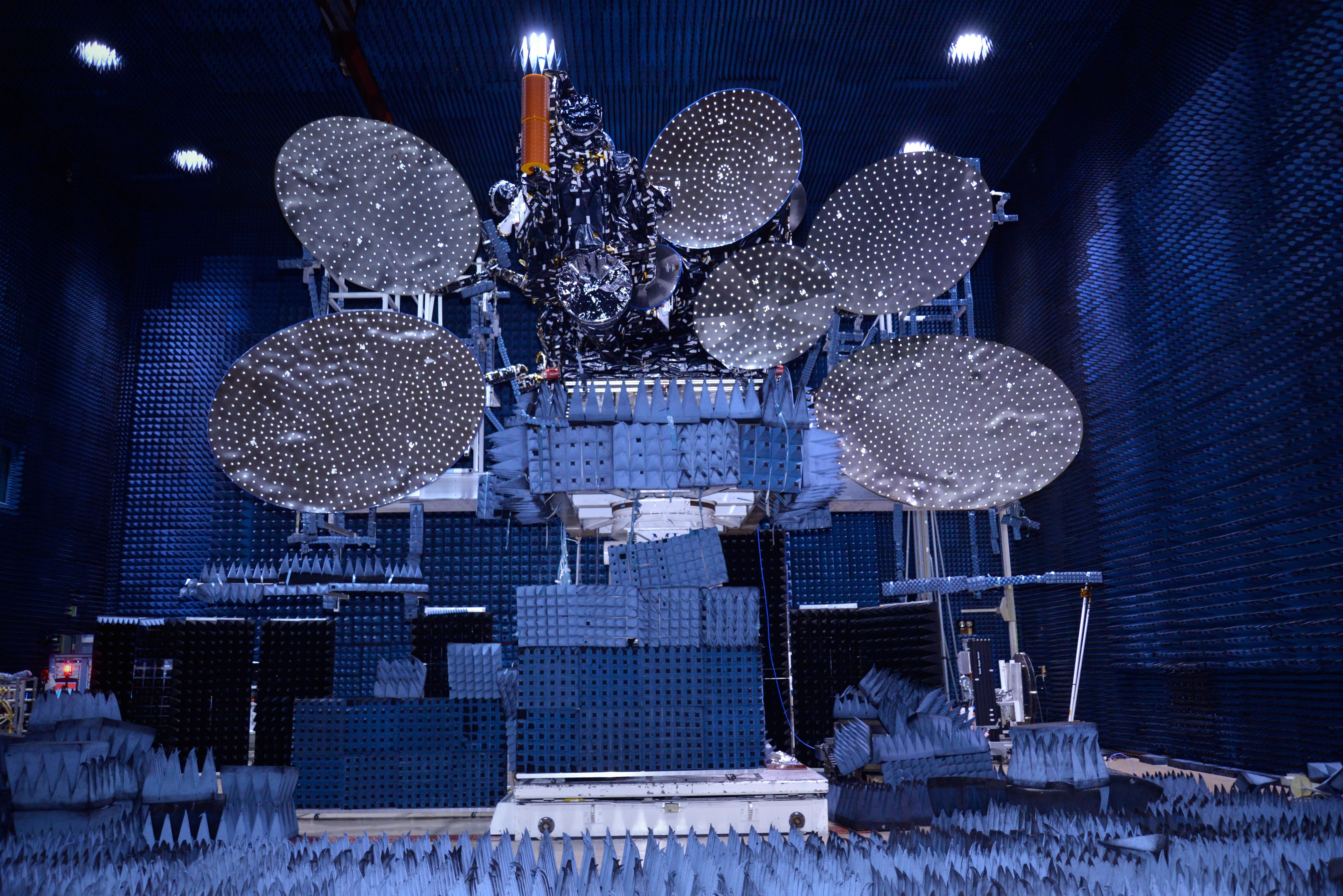 Спутнике abs. ABS-2a Спутник. ABS-2. ABS (Satellite Operator). Спутники для телерадиовещания.