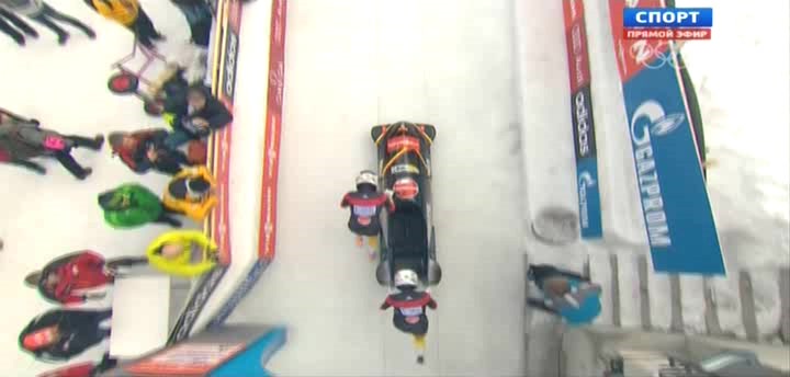 Бобслей  Кубок мира  Этап в Швейцарии  Женщины  1-й заезд  Спорт.avi_20140112_041055.267.jpg