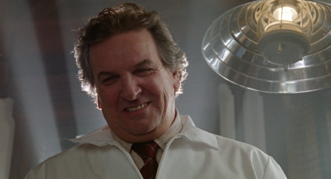 Jacob's Ladder.1990.BDRip-AVC.eFK.mkv_snapshot_00.25.40_[2014.07.30_13.59.28].png