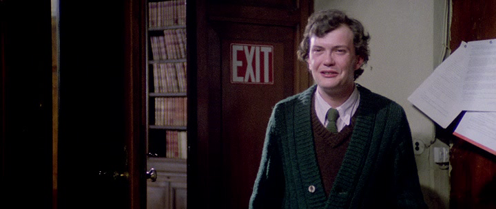 The.House.by.the.Cemetery.1981.bdrip_[1.46]_[teko][(072919)20-20-44].PNG