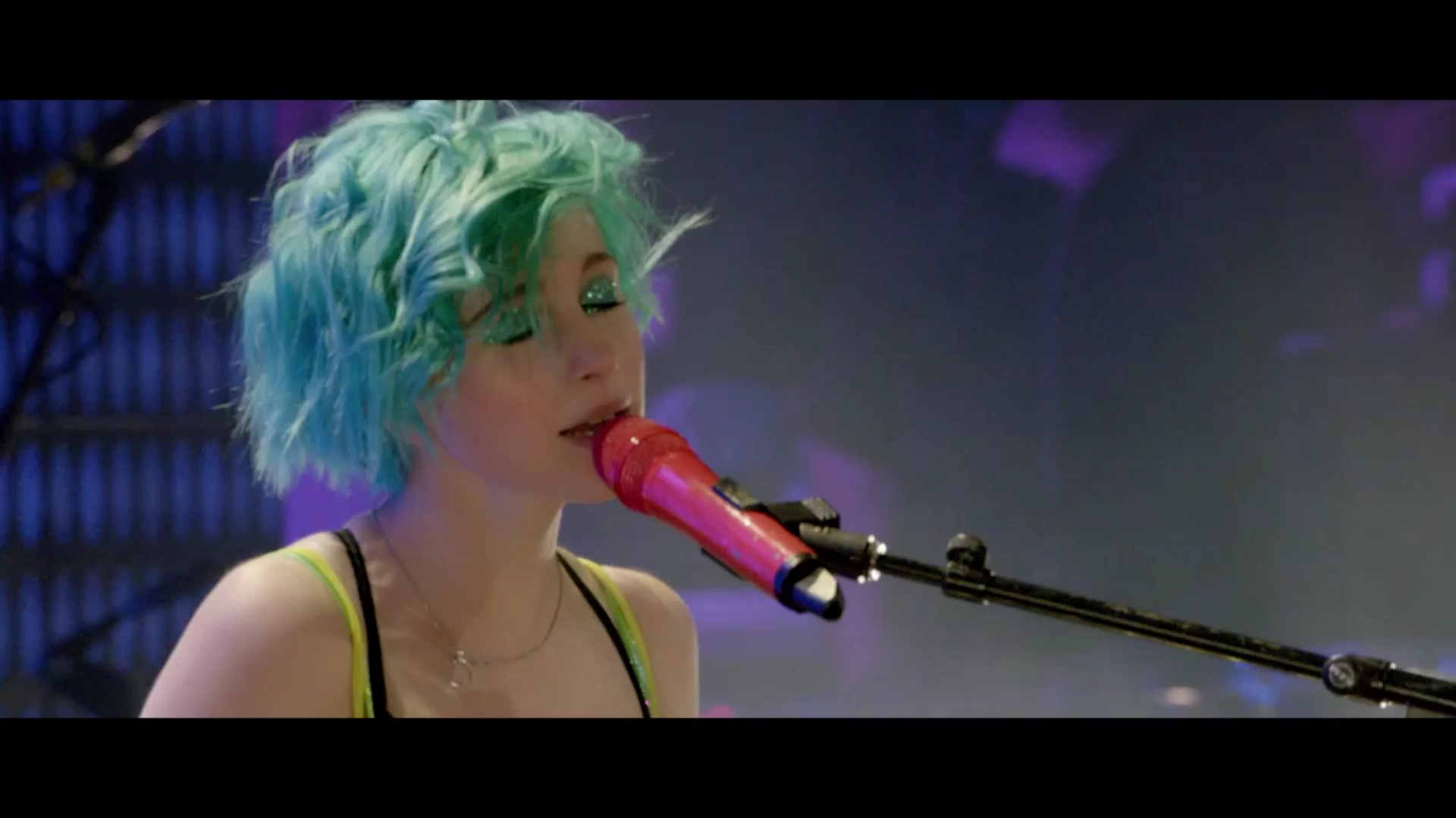 Слушать песню favourite. Last hope Paramore. Paramore.