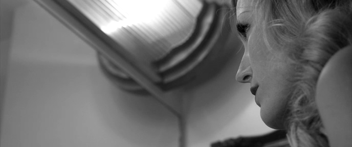 Hotel Noir.2012.BDRip.1080p745[(060962)10-08-04].PNG