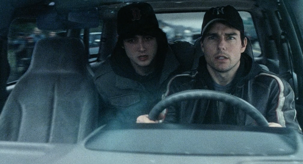 War of the Worlds.2005.BDRip-AVC.eFK tRuAVC.mkv_snapshot_00.33.24_[2014.12.20_16.16.30].png