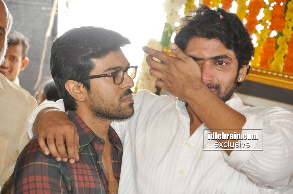 ramanaidu-celebspayhomage5.jpg