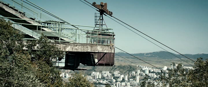 In.Bloom_Eka.&.Natia.2013.dvdrip_[1.46][(041689)10-52-40].PNG