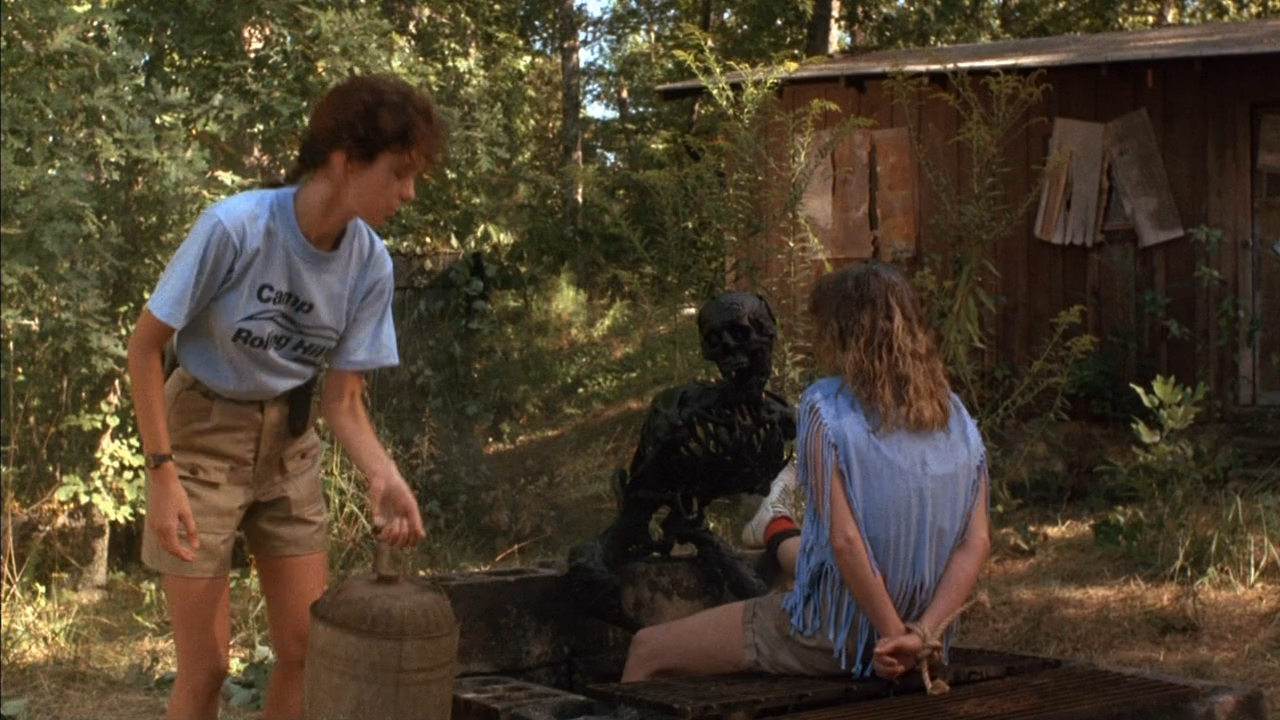 Sleepaway.Camp.2.1988.720p.HDTVRip.Rus.Eng.mkv_snapshot_00.19.41_[2015.08.08_12.34.37].png