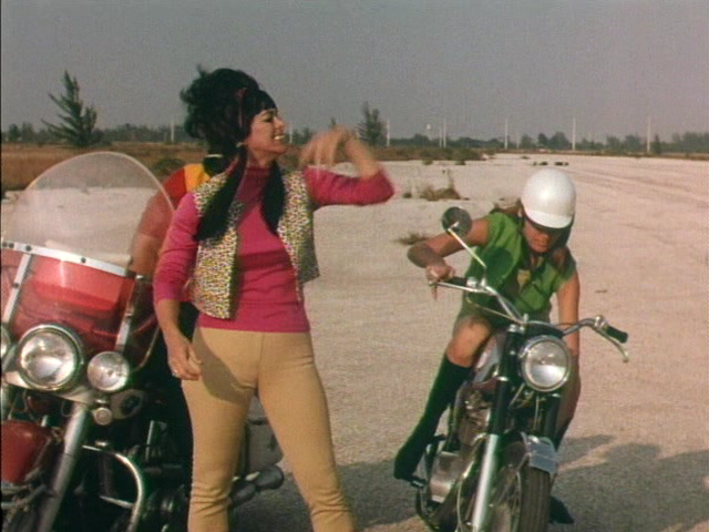 на колесах_T02[(012926)13-04-38].PNG