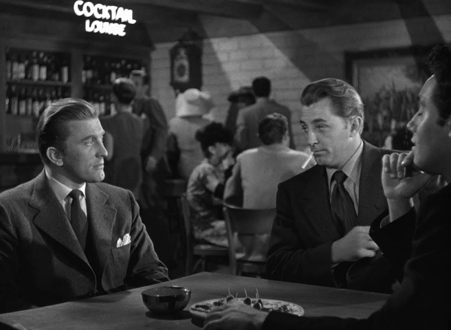 Out of the Past 1947 720p BluRay x264-CtrlHD[(045476)19-31-27].PNG