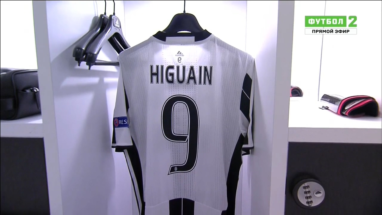 Лига Чемпионов 2016-2017  Группа H  1-й тур  Ювентус (Италия) - Севилья (Испания)  Матч! Футбол 2.ts_20160915_032829.156.jpg