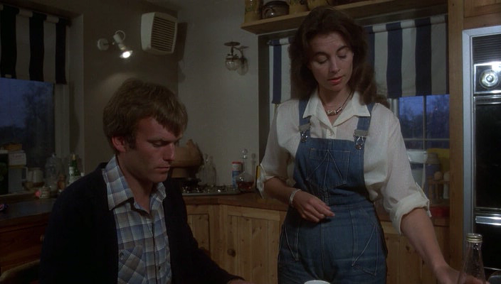 The.Godsend.1980.HDRip.XviD.АС3.Sem-te.avi_snapshot_00.09.41_[2016.10.10_10.23.17].png