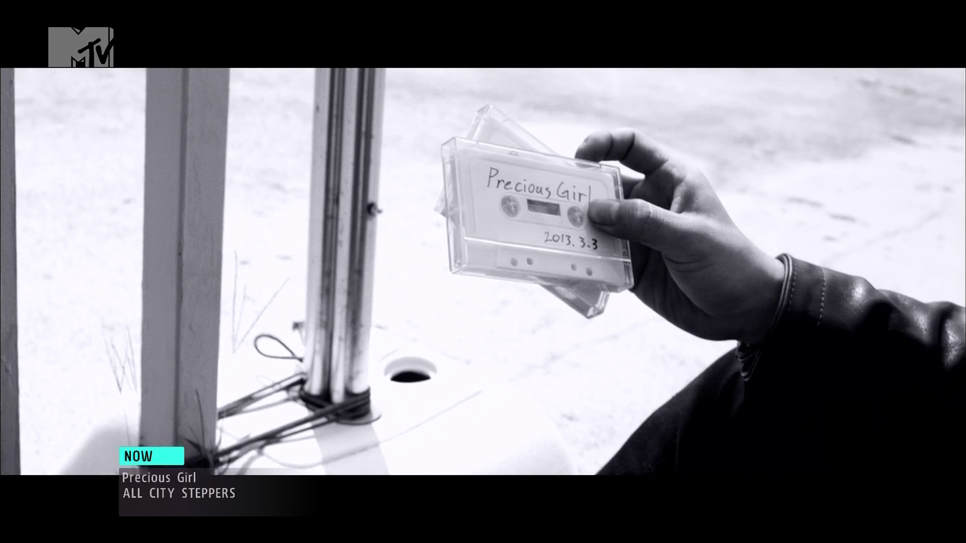 20161119.01.02 ALL CITY STEPPERS - Precious Girl (PV) (JPOP.ru)036.jpg