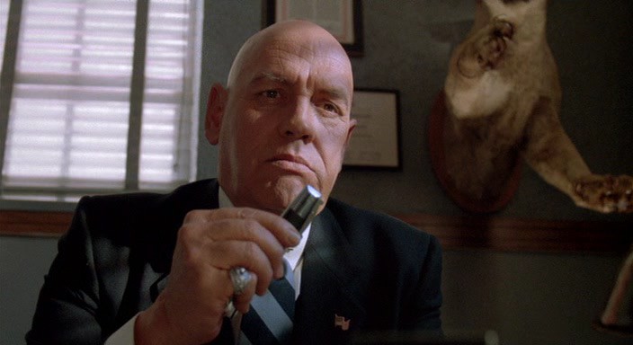 Three.O'Clock.High.1987.dvdrip_[1.46]_[teko][(048993)17-08-02].PNG