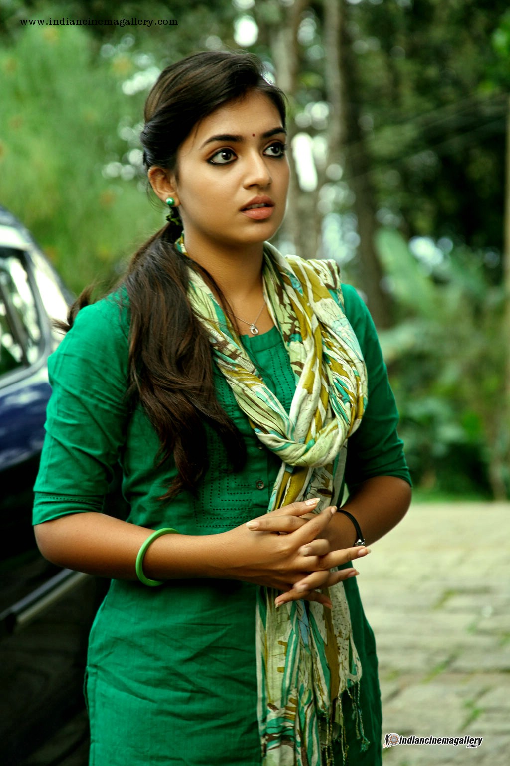 Moodi. Назрия Назим. Назрия Назим фото. Назрия Назим фигура. Nazriya Nazim hot.