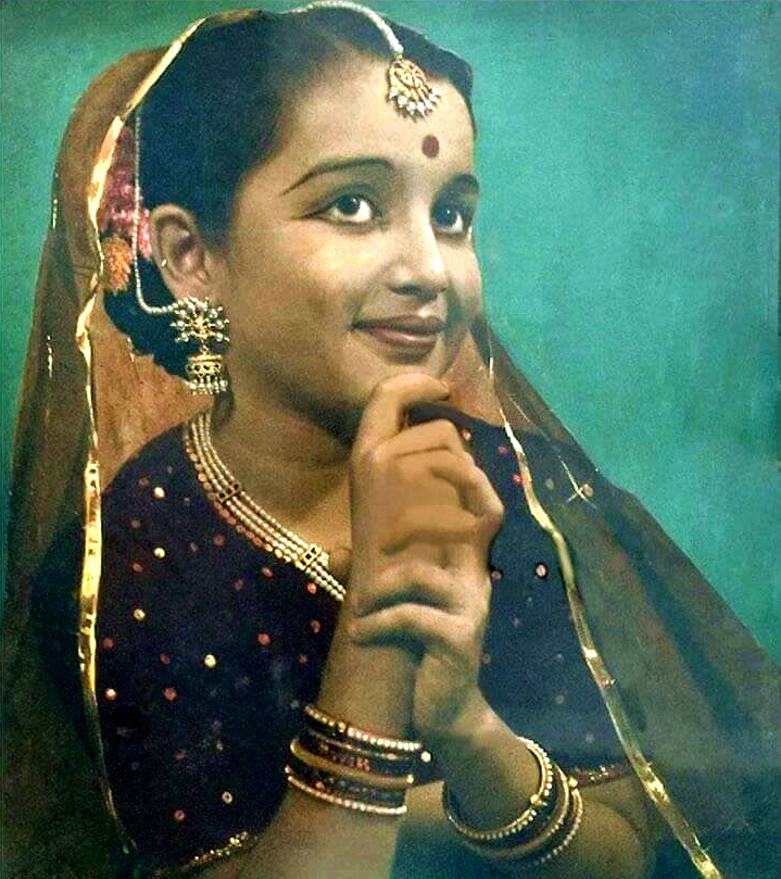 Asha Parekh.jpg