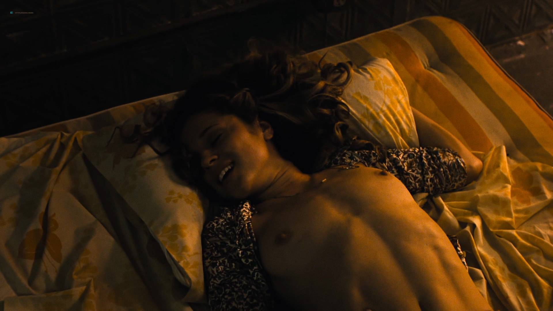 Margarita-Levieva-nude-hot-sex-Maggie-Gyllenhaal-see-through-The-Deuce-2017...