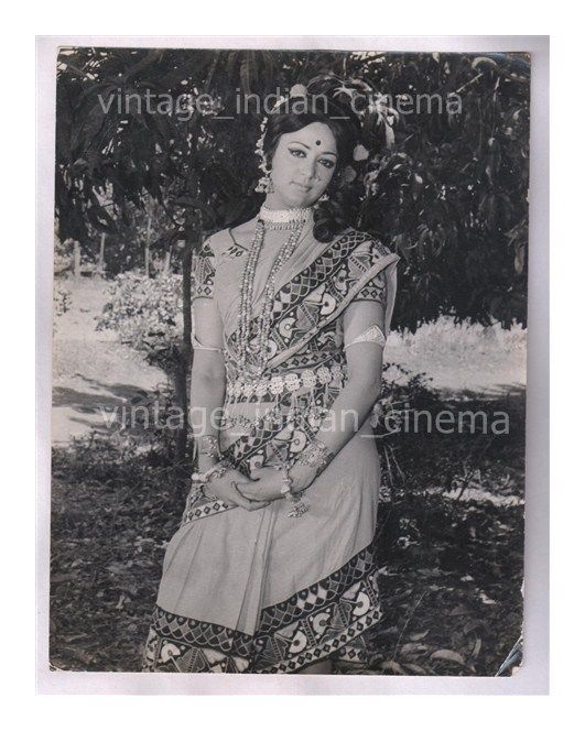 Original-Bollywood-photo-9-Shashi-Hema-In-Naach-uthe-_57 (3).jpg