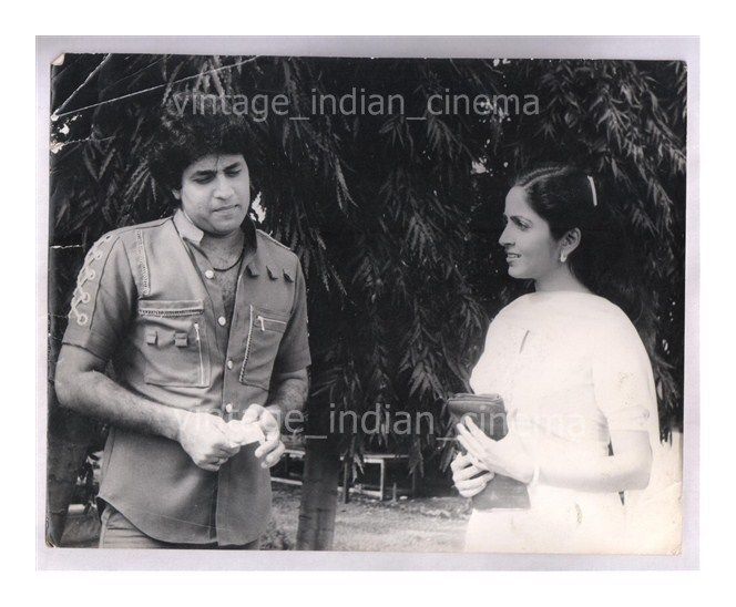 Original-Bollywood-photo-Arun-Govil-Sadhana-In-Nafrat-1987.jpg