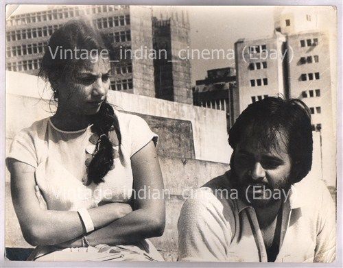 Original-Bollywood-photo-Shabana-Farooq-shekh-In-Lorie-1985.jpg