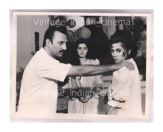 Suresh oberai-Mamta-Deepa.jpg