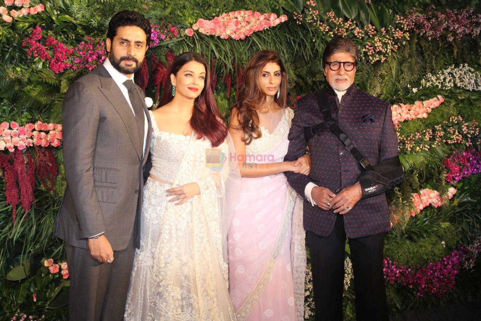 hpse_fullsize__3365210104_Abhishek Bachchan, Aishwarya Rai bachchan, Amitabh Bachchan, Shweta Nanda at Anushka Sharma And Virat Kohli_s Wedding Celebration In Mumbai on 26th Dec 2017 (15)_5a432dfdc32d9.JPG