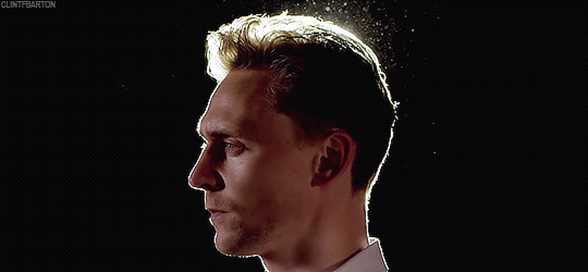 tumblr_p2jvu95lWP1unzss9o5_540.gif