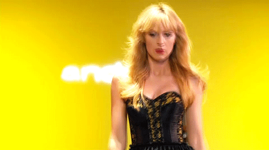 210 tumblr_oa8jr8iMgw1vpmh91o3_540 3.gif