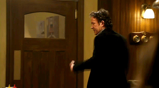 302 tumblr_oanh58Qo5A1vpmh91o2_540 2.gif
