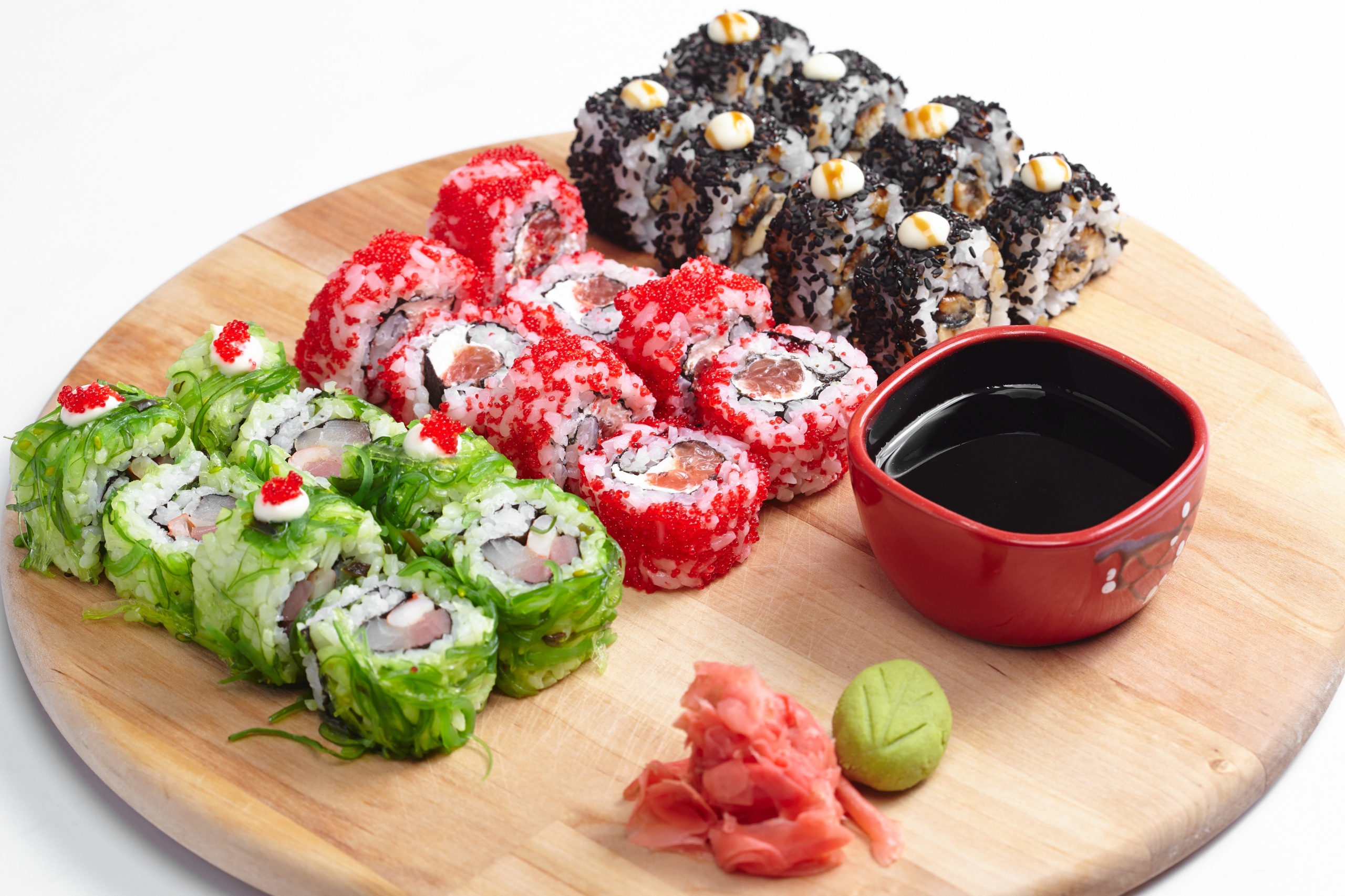Seafoods_Sushi_Cutting_board_539892_2560x1706.jpg
