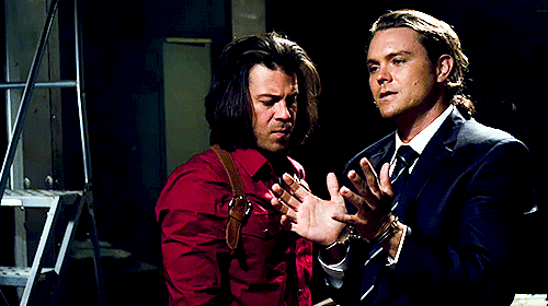 418 tumblr_o9vu78EY871rd5v7wo1_500 1.gif