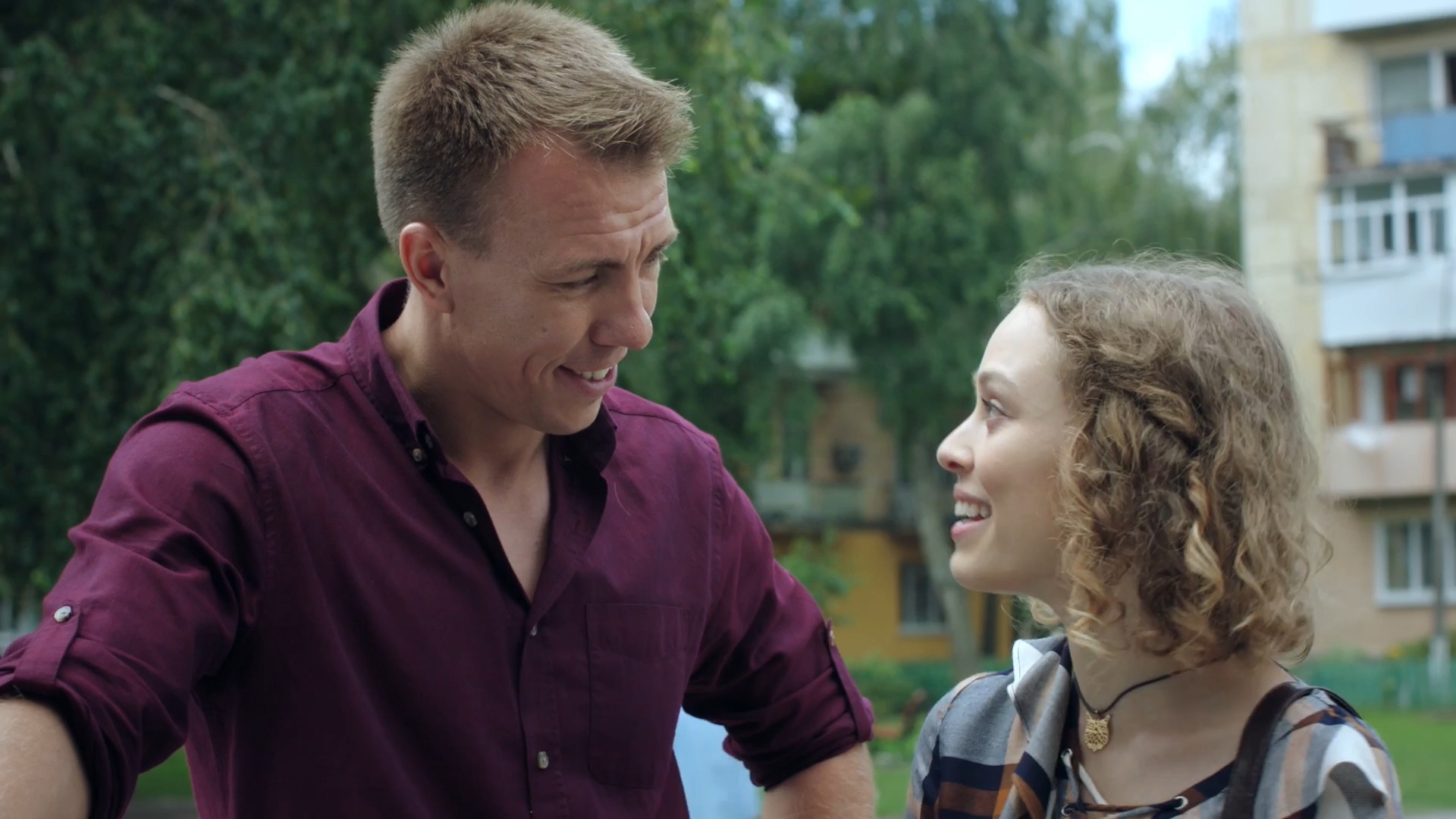 01.Beglyanka.2018.WEB-DL.(1080р).Kinozal-Reliz.by.Olyanchik.mkv_snapshot_30.22.png