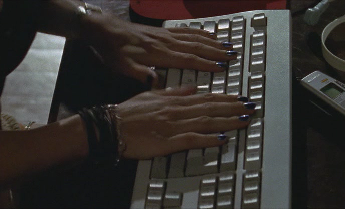 Fatal.Online.Affair.1999.dvdrip_[1.46]_[teko][(042811)05-24-53].PNG