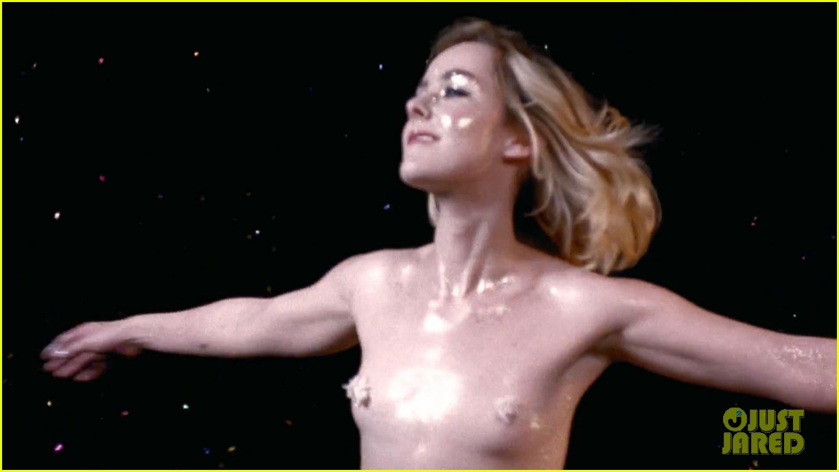 jena-malone-naked-the-shoe-music-video-05.jpg.